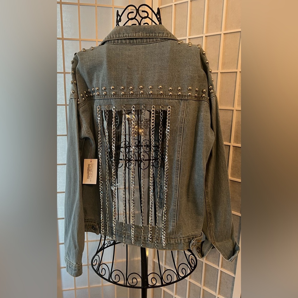 REHAB Pinnacle Sportswear Light Wash Denim Jacket with Chains Size: Small NWT - Picture 5 of 6